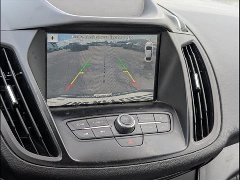Used 2019 Ford Escape SEL image 8