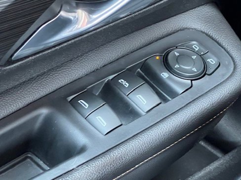 Used 2019 GMC Terrain SLT image 32