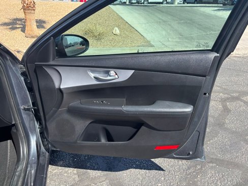 Used 2023 Kia Forte LXS image 12