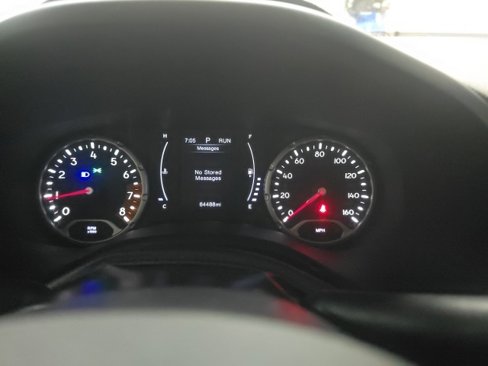 Used 2019 Jeep Renegade Latitude w/ Popular Equipment Group image 26