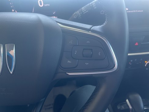 Used 2024 Buick Encore GX Sport Touring image 18