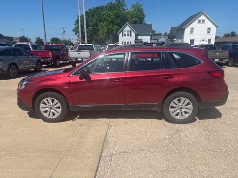 Used 2018 Subaru Outback 2.5i image 1
