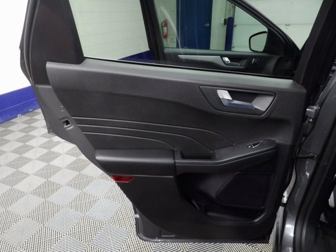 Used 2024 Ford Escape Platinum image 54