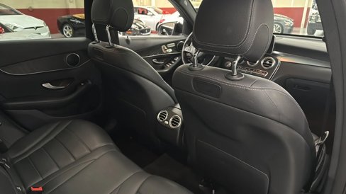 Used 2018 Mercedes-Benz GLC 300 w/ Premium Package image 16
