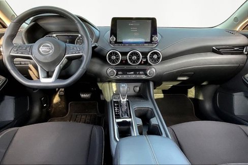 Used 2020 Nissan Sentra SV image 7