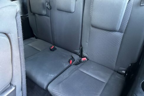 Used 2019 Toyota Highlander LE image 15