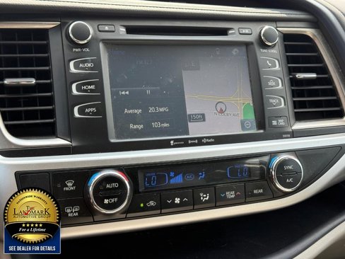 Used 2016 Toyota Highlander XLE image 17