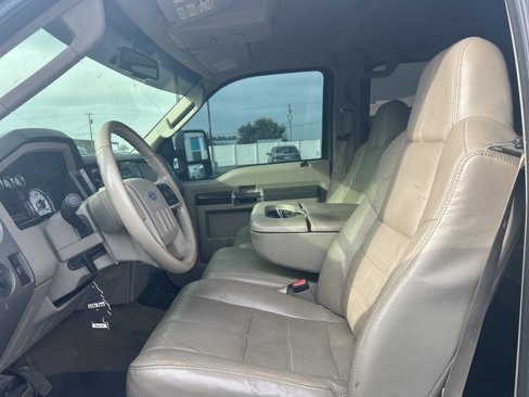 Used 2008 Ford F250 Lariat image 6
