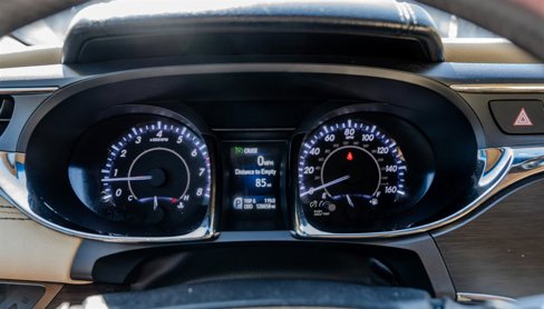 Used 2013 Toyota Avalon Limited image 19