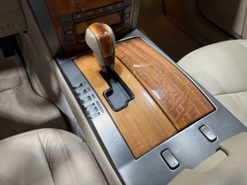 Used 2007 Cadillac XLR image 17