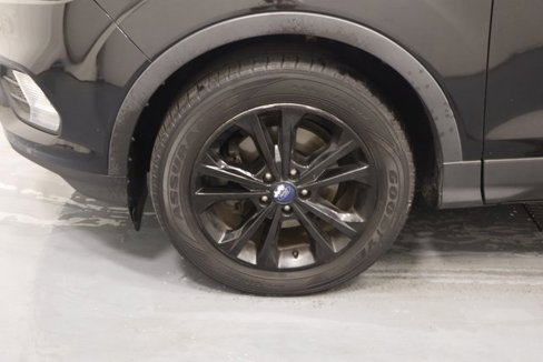 Used 2017 Ford Escape SE w/ SE Cold Weather Package image 22