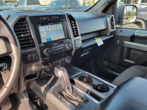 Used 2018 Ford F150 XLT w/ Equipment Group 302A Luxury image 15