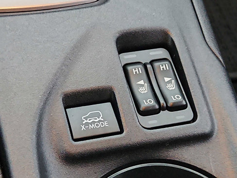 Used 2019 Subaru Crosstrek 2.0i Premium w/ Eyesight System image 22