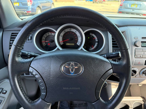 Used 2011 Toyota Tacoma 4x4 Double Cab image 14