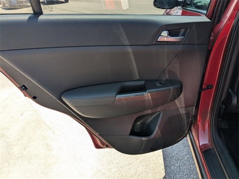 Used 2020 Kia Sportage S image 24