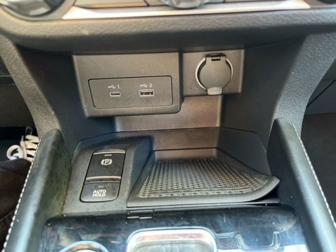 Used 2024 Nissan Kicks SV image 25