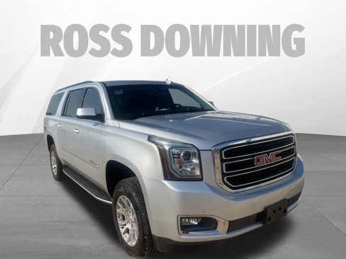 Used 2016 GMC Yukon XL SLE image 3