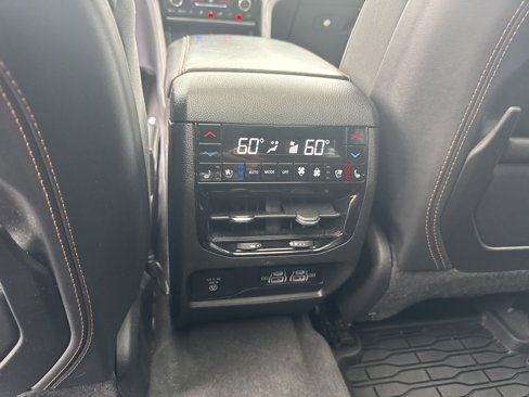 Used 2021 Jeep Grand Cherokee L Summit image 39