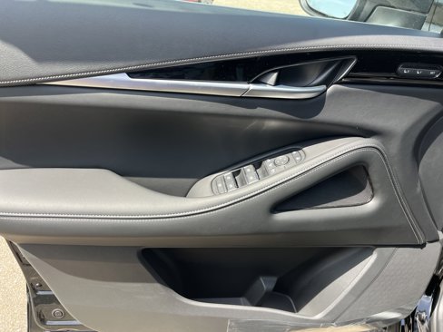 New 2025 INFINITI QX60 Pure image 4
