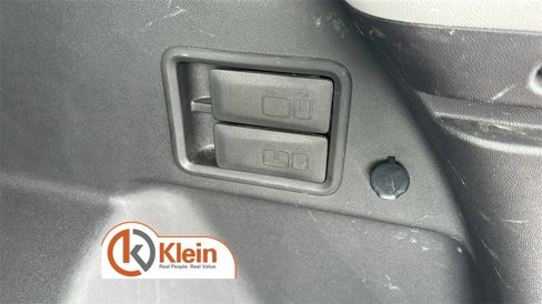 Used 2022 GMC Terrain SLE image 30