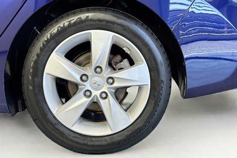 Used 2012 Hyundai Elantra GLS w/ Preferred Pkg 3 image 26