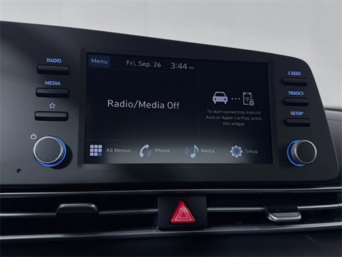 New 2025 Hyundai Elantra SE image 14