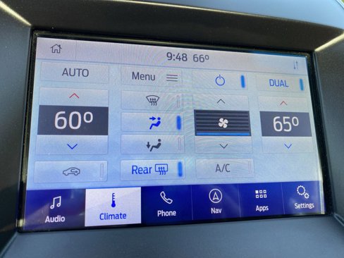 Used 2020 Ford Edge Titanium w/ Canadian Touring Package image 27