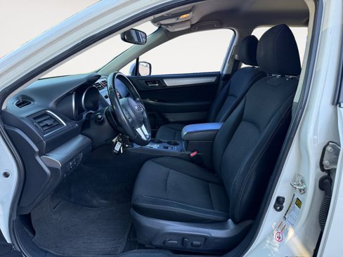 Used 2015 Subaru Outback 2.5i Premium image 9