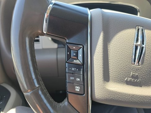 Used 2016 Lincoln Navigator Select image 20