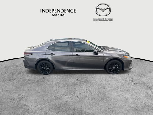Used 2024 Toyota Camry LE image 2