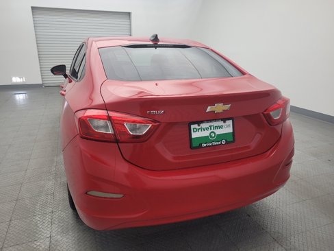 Used 2017 Chevrolet Cruze LS image 6