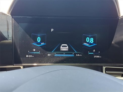 Used 2023 Hyundai Elantra SEL w/ Convenience Package image 19