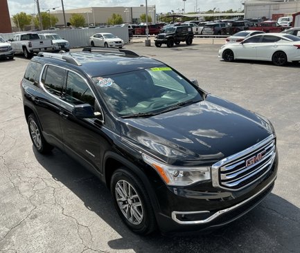 Used 2017 GMC Acadia SLE image 4