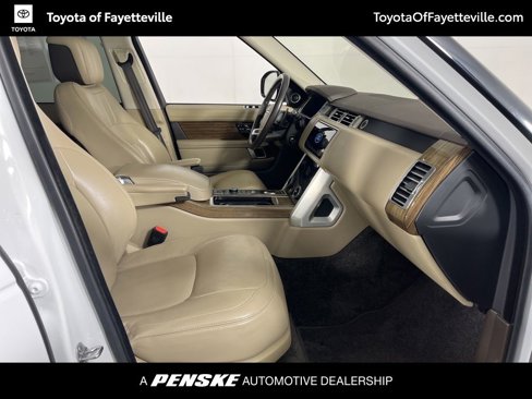 Used 2018 Land Rover Range Rover HSE image 7