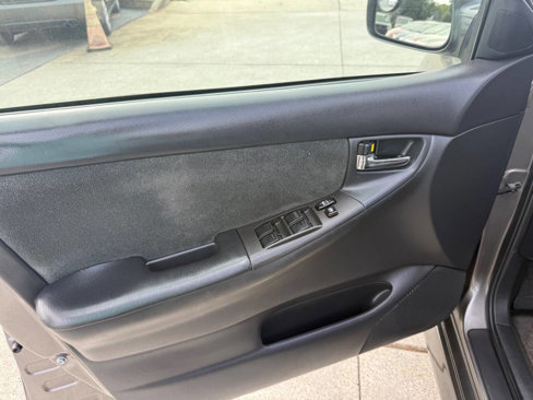 Used 2008 Toyota Corolla S image 15
