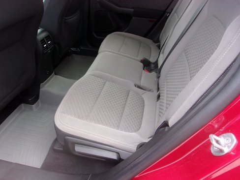 Used 2020 Ford Escape SE image 13