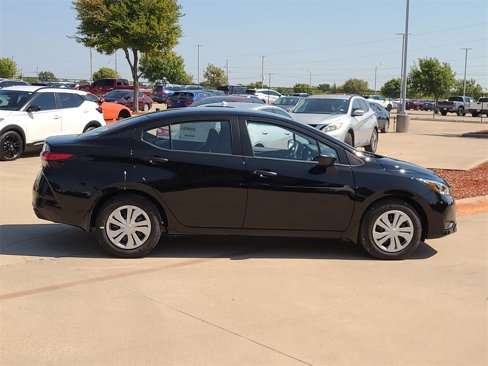 New 2025 Nissan Versa S image 4