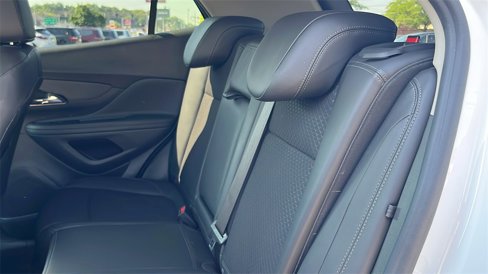 Used 2022 Buick Encore Preferred w/ Safety Package image 29