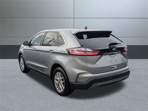 Used 2024 Ford Edge SEL image 4