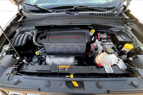 Used 2019 Jeep Renegade Latitude image 10