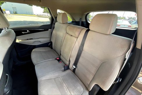 Used 2019 Kia Sorento LX w/ Option Group 020 image 22