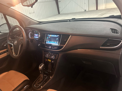 Used 2020 Buick Encore Preferred w/ Safety Package image 21