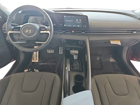 New 2025 Hyundai Elantra Sport image 9