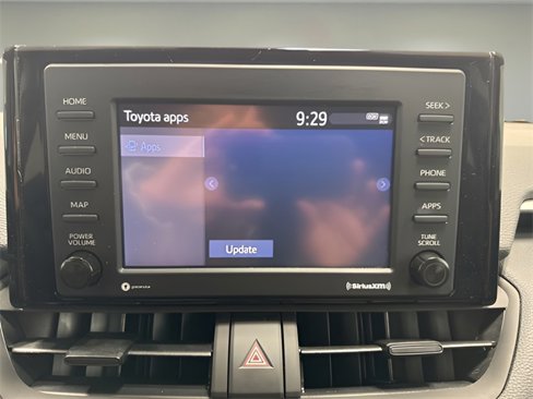 Used 2022 Toyota RAV4 XLE image 25
