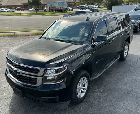 Used 2017 Chevrolet Suburban LT image 5