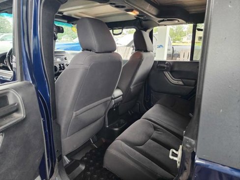 Used 2013 Jeep Wrangler Unlimited Sport image 14