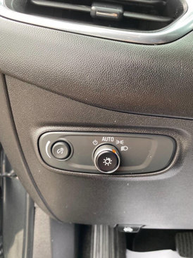 Used 2020 Chevrolet Equinox LS image 18