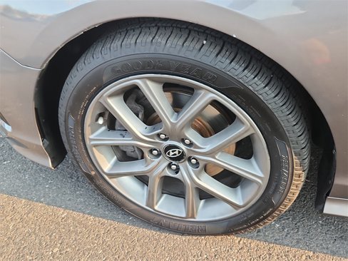 Used 2018 Hyundai Sonata Sport image 18