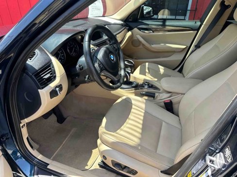 Used 2014 BMW X1 sDrive28i image 9