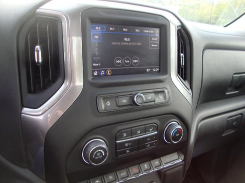 Used 2022 Chevrolet Silverado 1500 W/T image 9